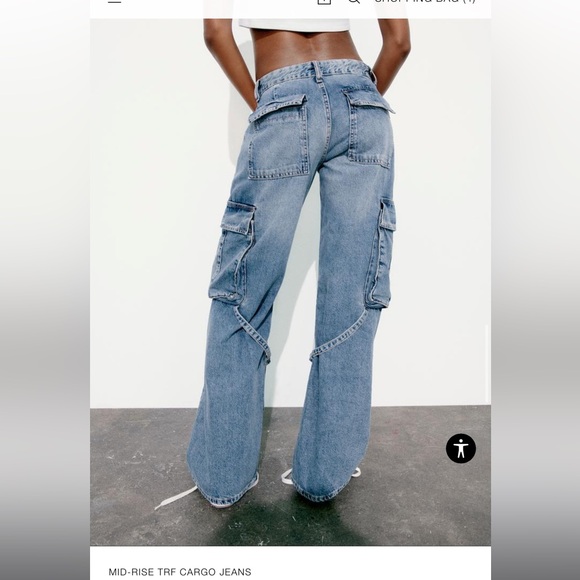 Zara Denim - Zara MID-RISE TRF CARGO JEANS